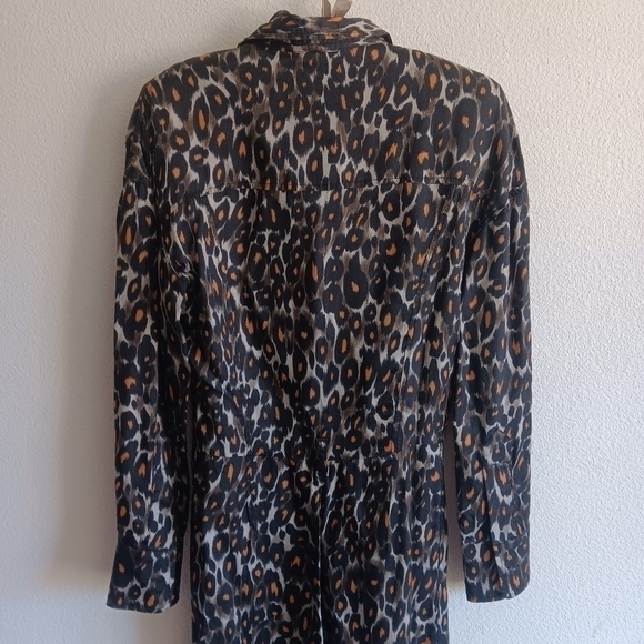 EUC R13 size XS Animal Print Jumpsuit . Missing belt - Picture 4 of 10